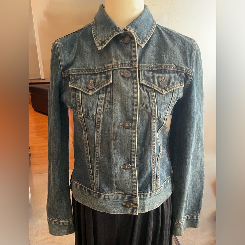 GAP Vintage Blue Dirty Wash Jean Jacket in size S, Preowned